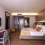 Mirage World İçmeler
