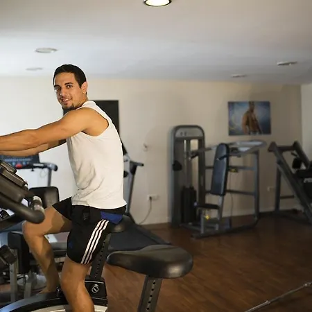 Hotel Mirage World 4*