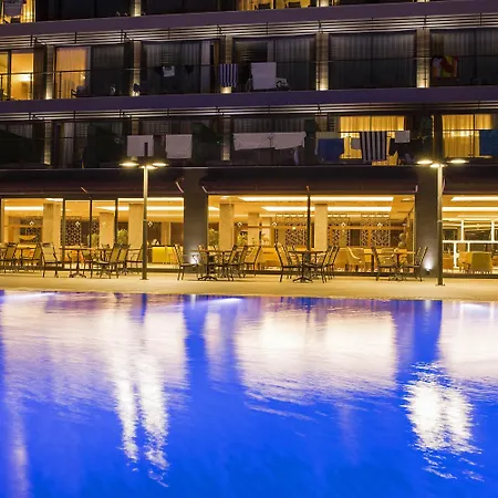 Mirage World Hotel İçmeler