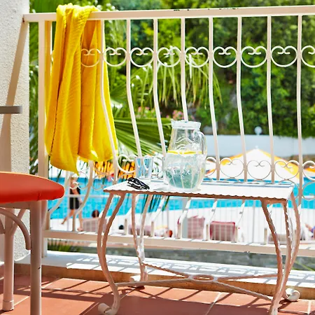 Hotel Mirage World 4*