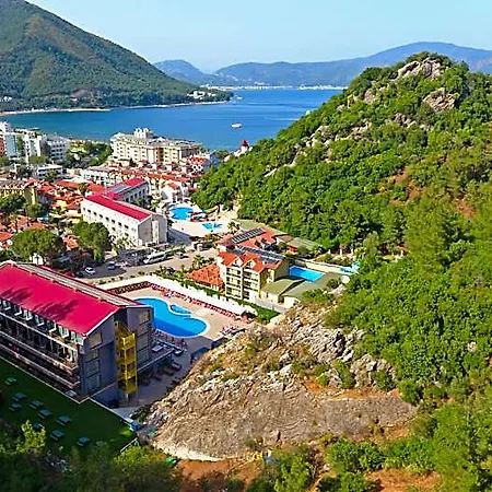 Mirage World Szálloda İçmeler