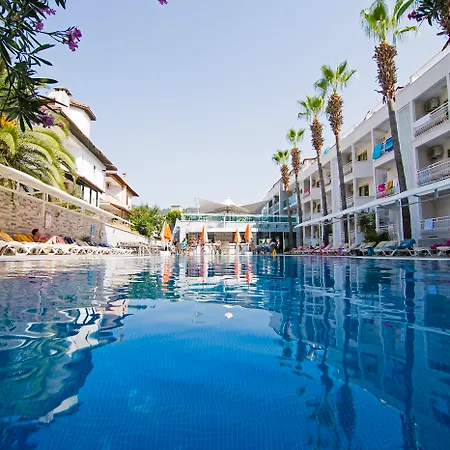 Mirage World 호텔 4*